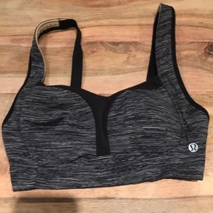 Lulu Lemon Tata Tamer sports bra